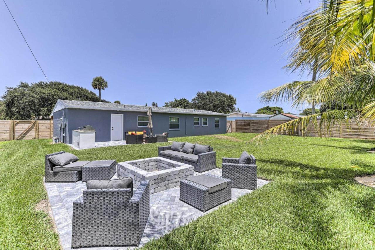 Beach House With Outdoor Kitchen, Walk To Coast Какао-Бич Экстерьер фото